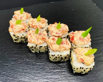 Ролл с тунцом