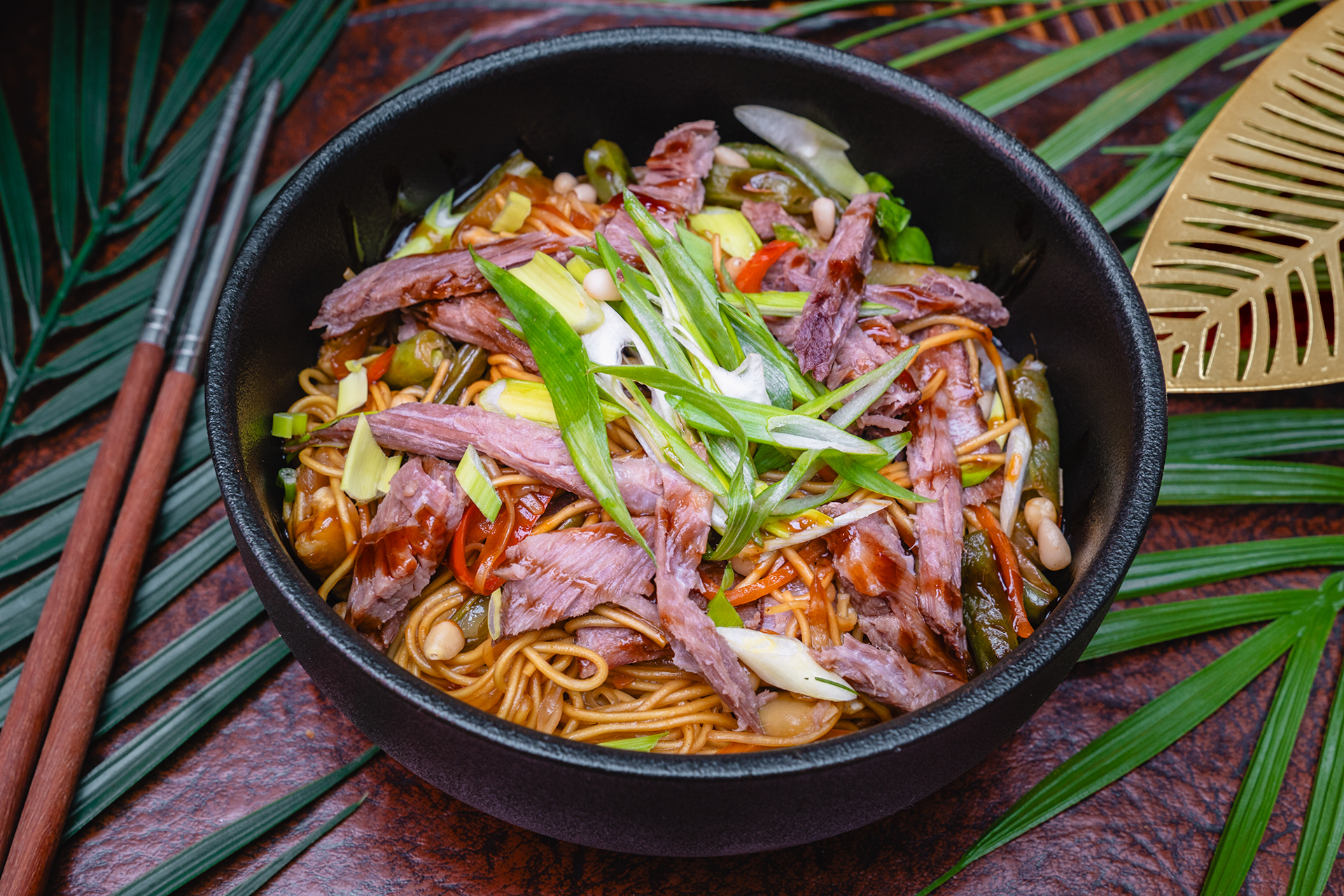 Вок с говядиной