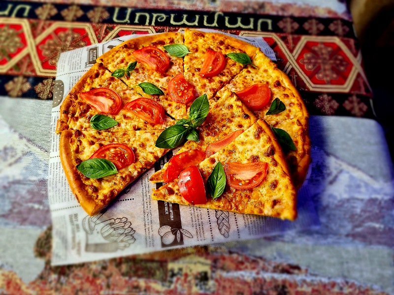 Пицца Маргарита маленькая