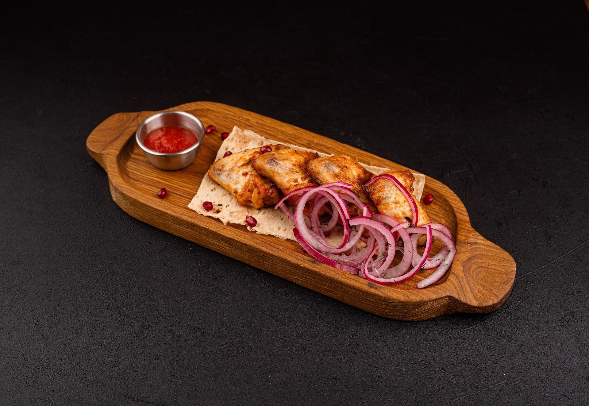 Куриные крылышки на мангале