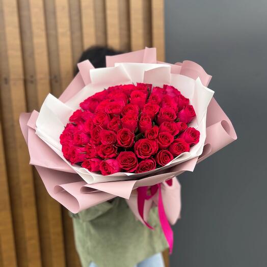 51 красная Роза в большой упаковке