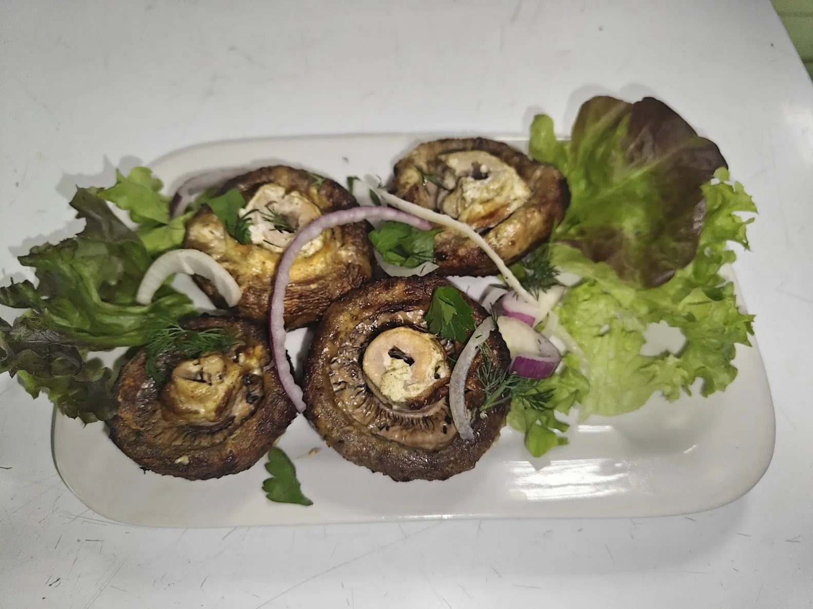 Грибы шампиньоны на мангале