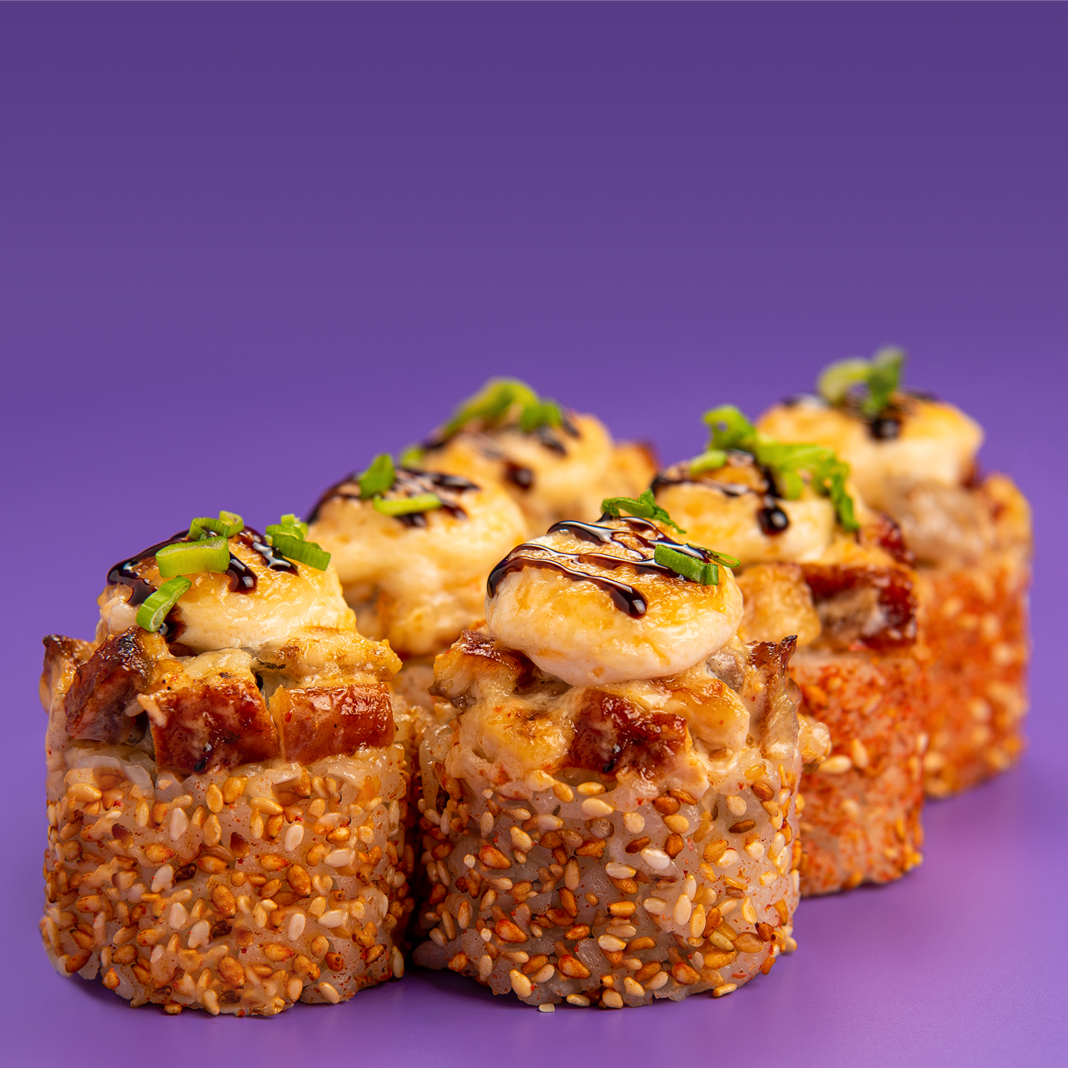 Запеченный ролл с угрем