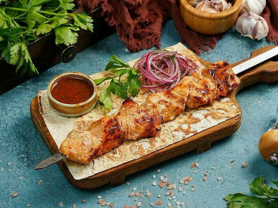 ШАШЛЫК ИЗ КУРИЦЫ 170/80 гр.