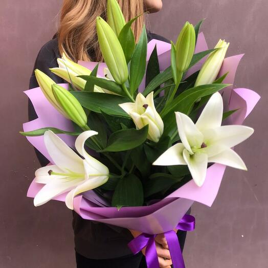Лилии в лиловом