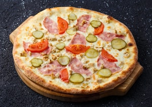 С ветчиной и курицей 30 см