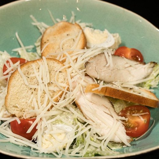 Цезарь с курицей