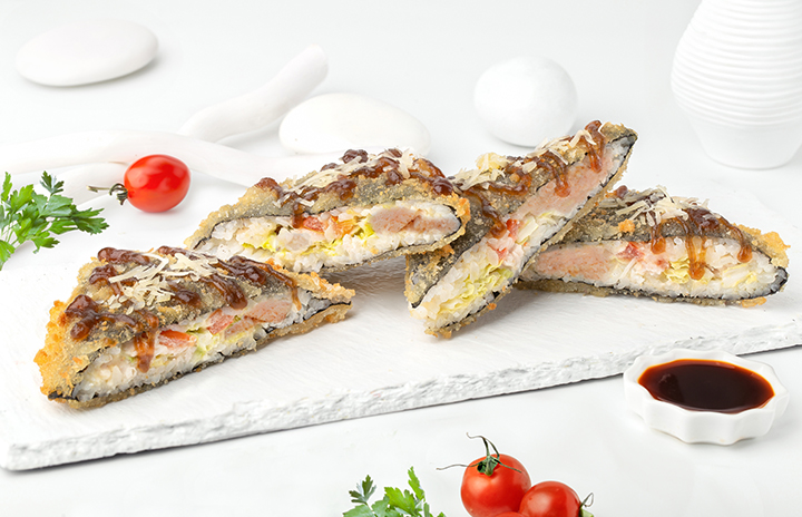 Суши-сэндвич с лососем терияки