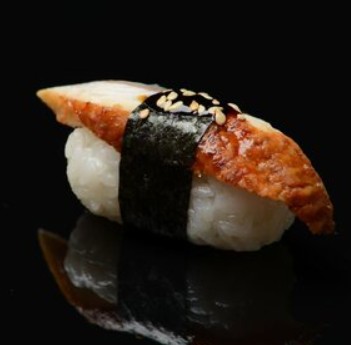 Суши с угрём 