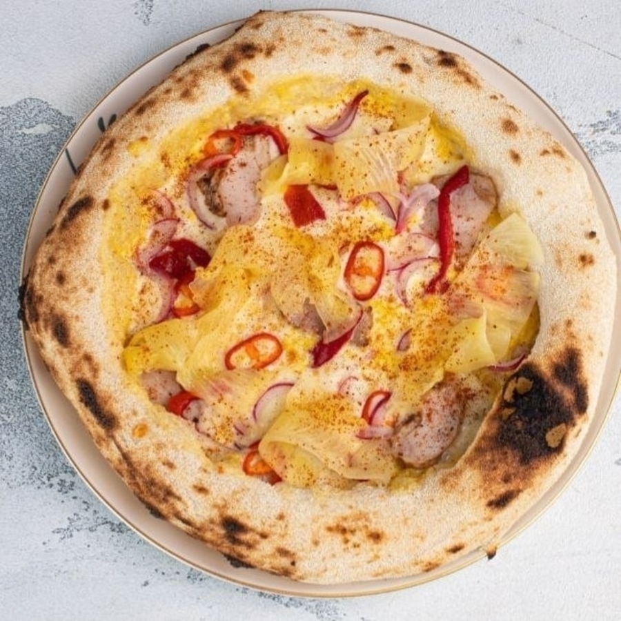 Пицца с копченым ананасом 30см