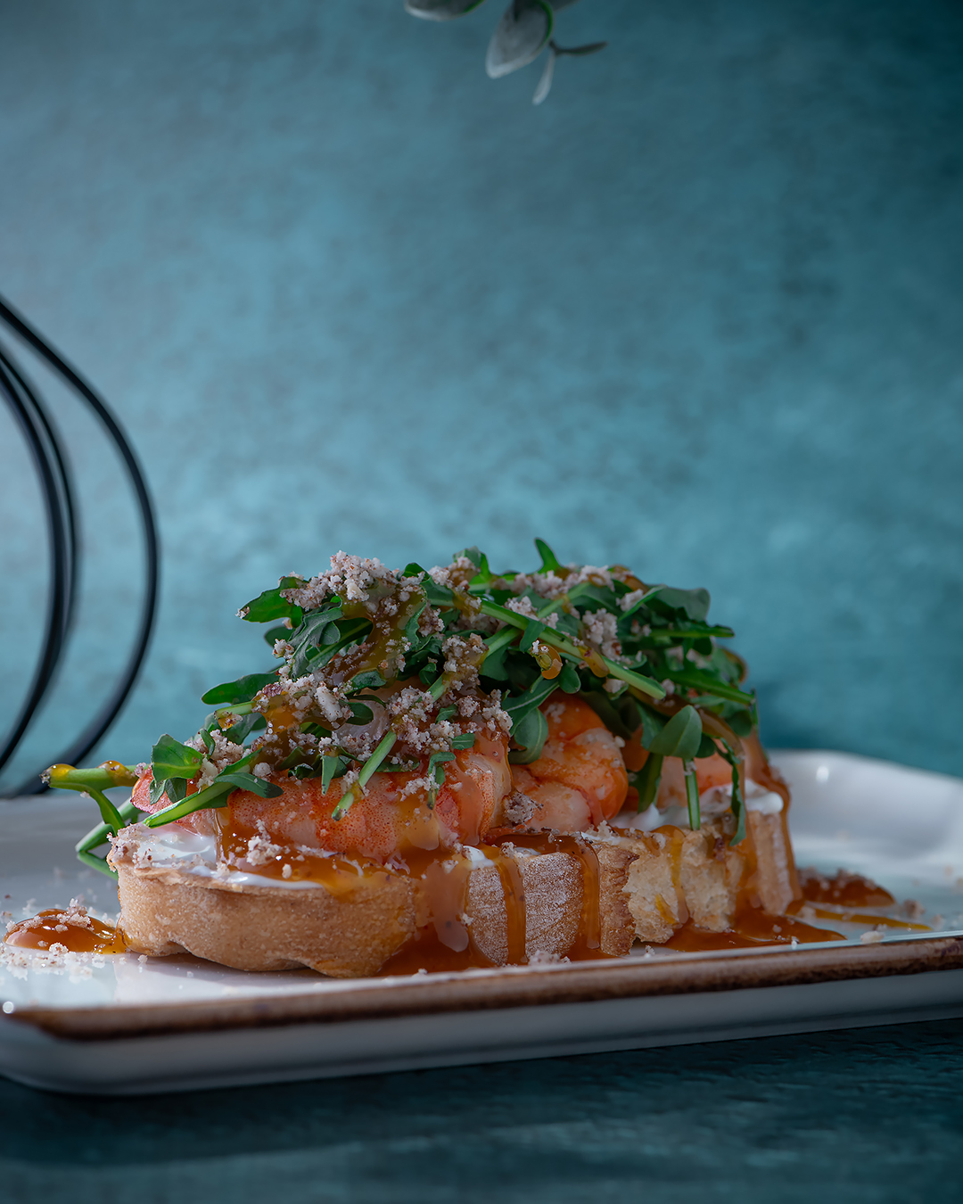 Брускетта с креветками