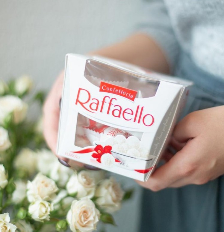 Коробка конфет Раффаело