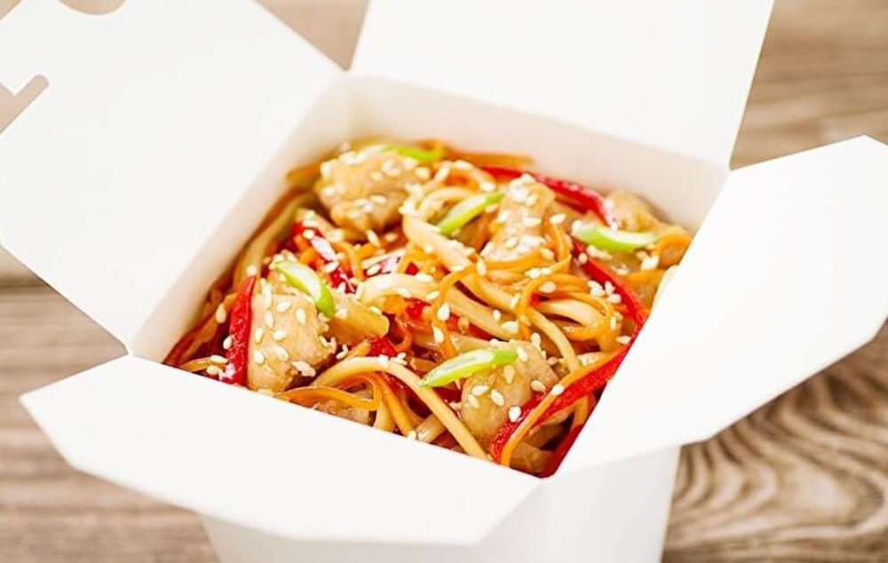 Лапша WOK с курицей