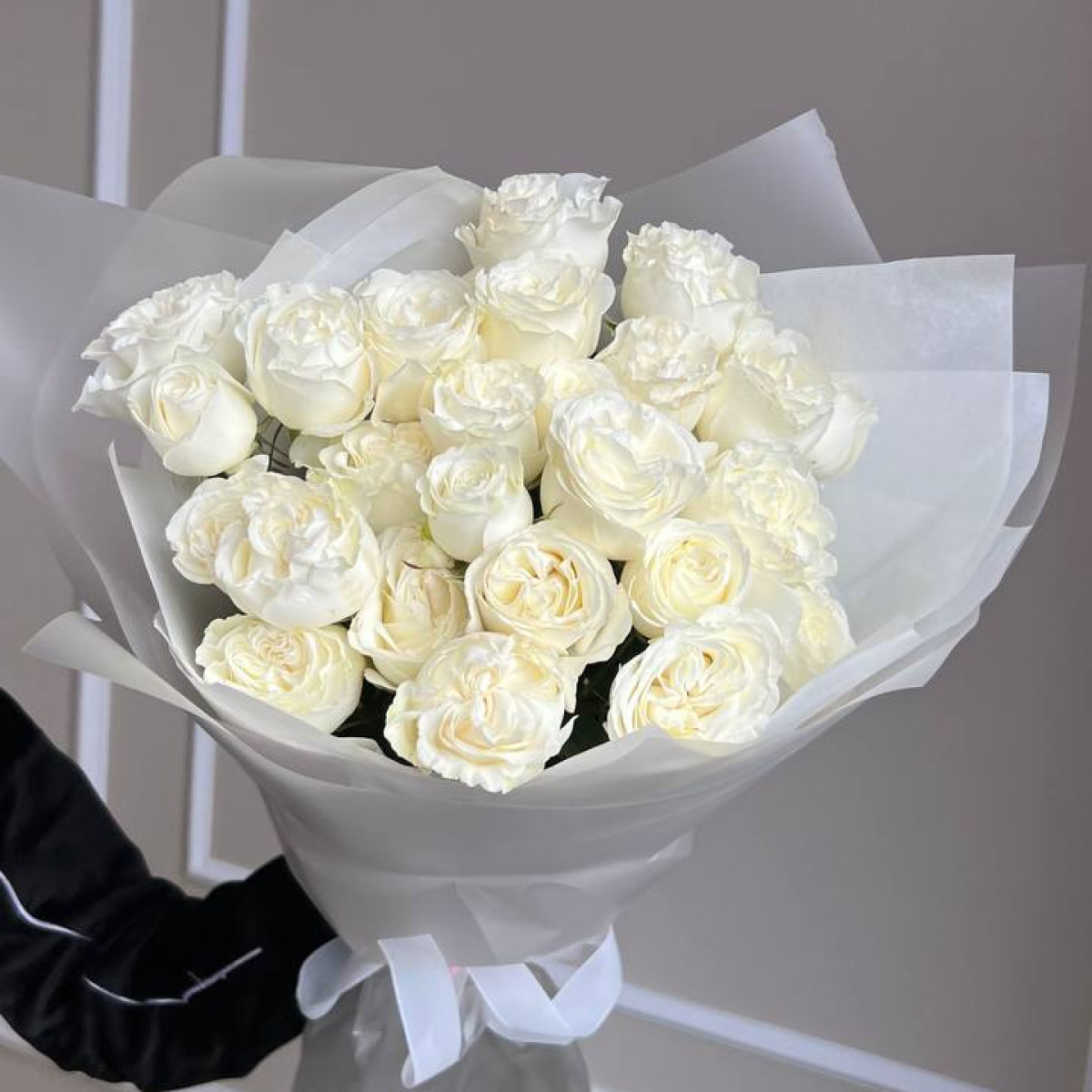 Моно букет из кустовых роз 16 (предзаказ)