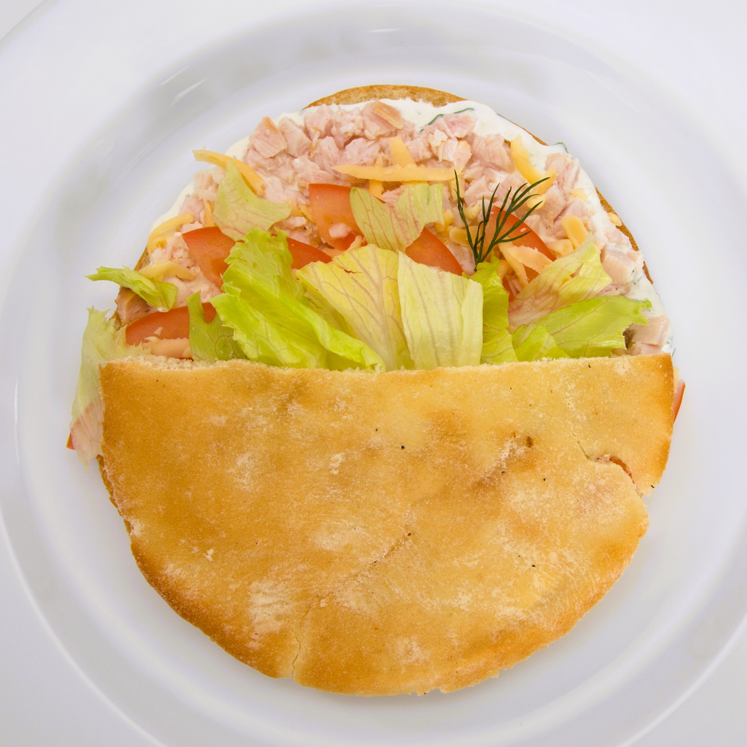 ЦЕЗАРЬ ПИТА С КУРИЦЕЙ СРЕДНЯЯ