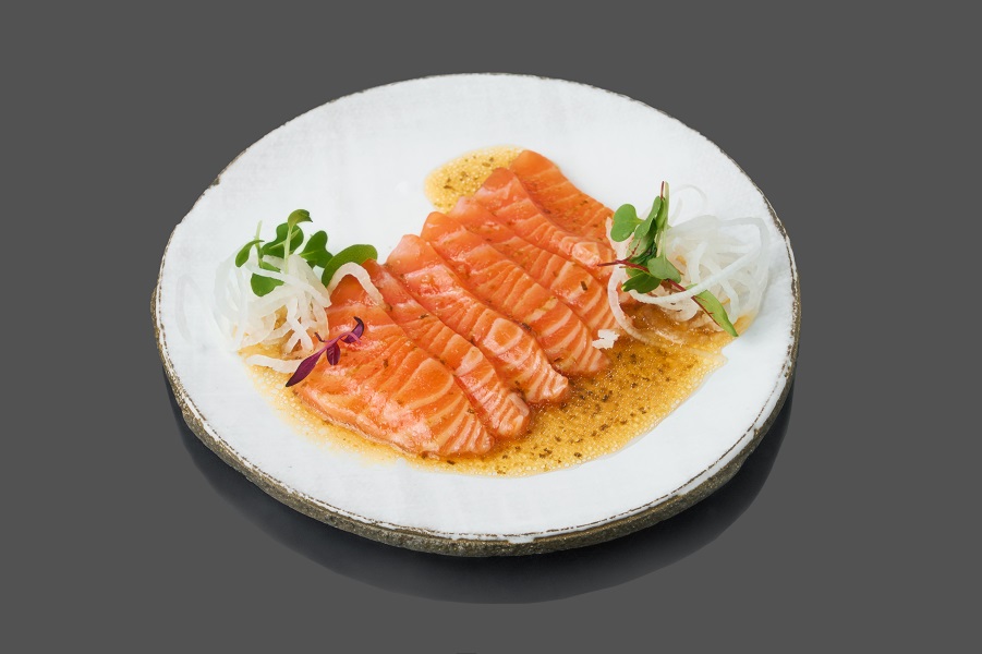 Севиче из лосося с соусом васаби