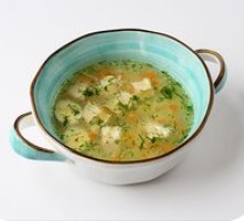 Куриный бульон с дом. лапшой и яйцом