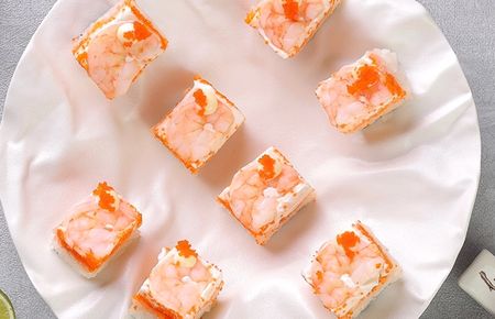 Оси дзуси с креветкой