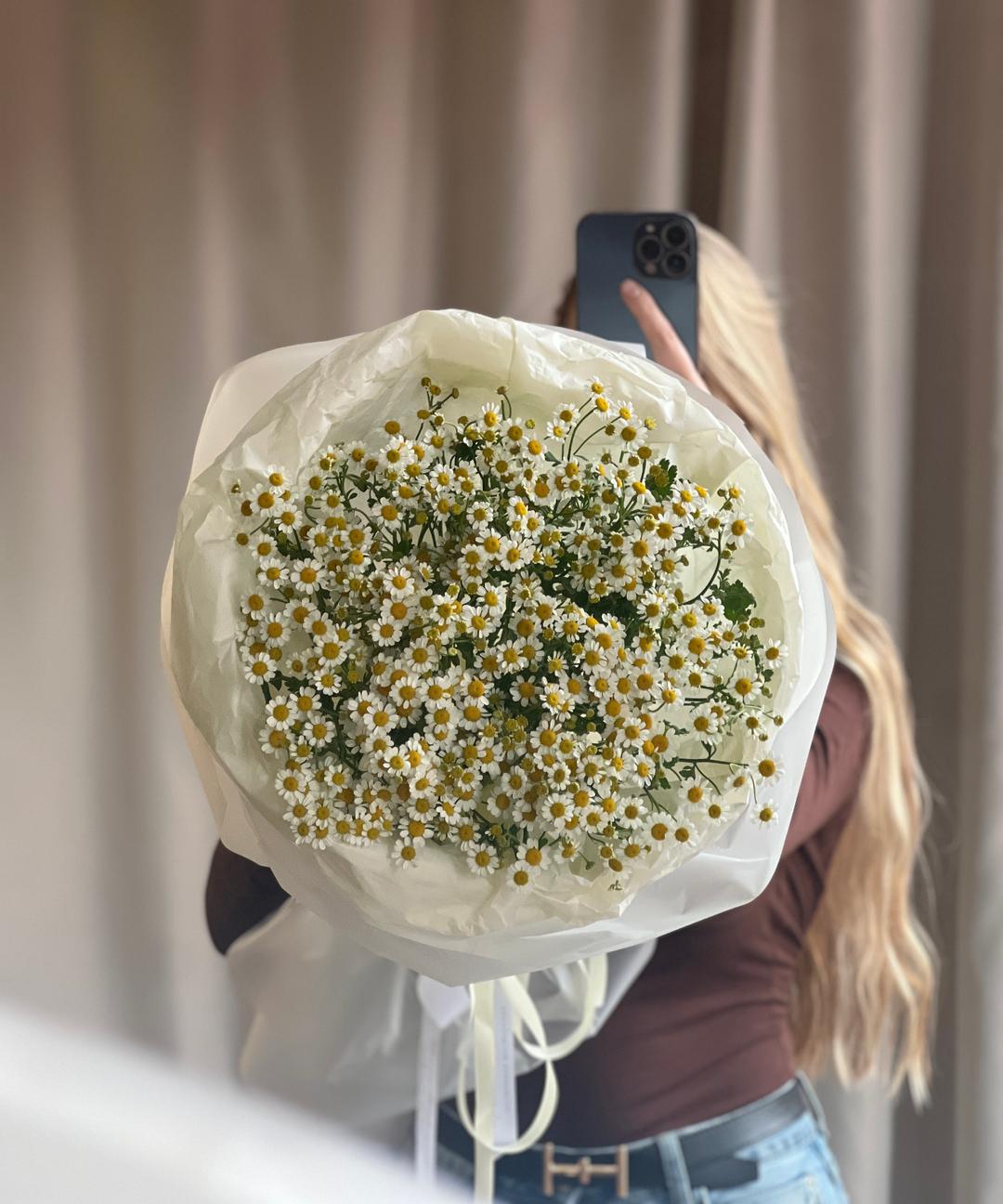 Моно букет из ромашек