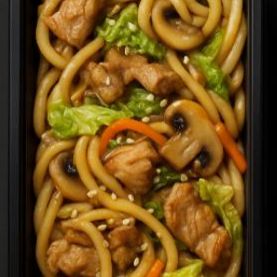 Лапша удон со свининой