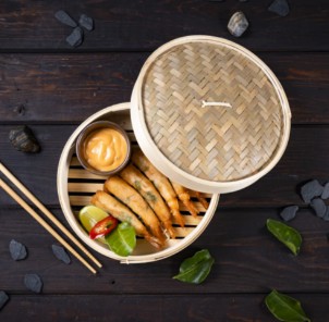 Спринг-роллы с креветками