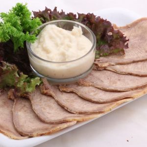 Язык отварной с хреном