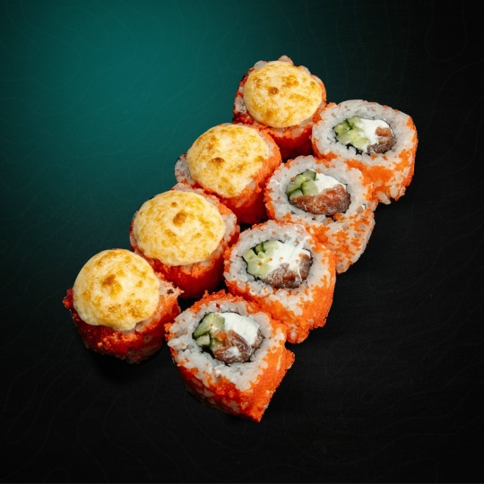 Запеченная калифорния с лососем 