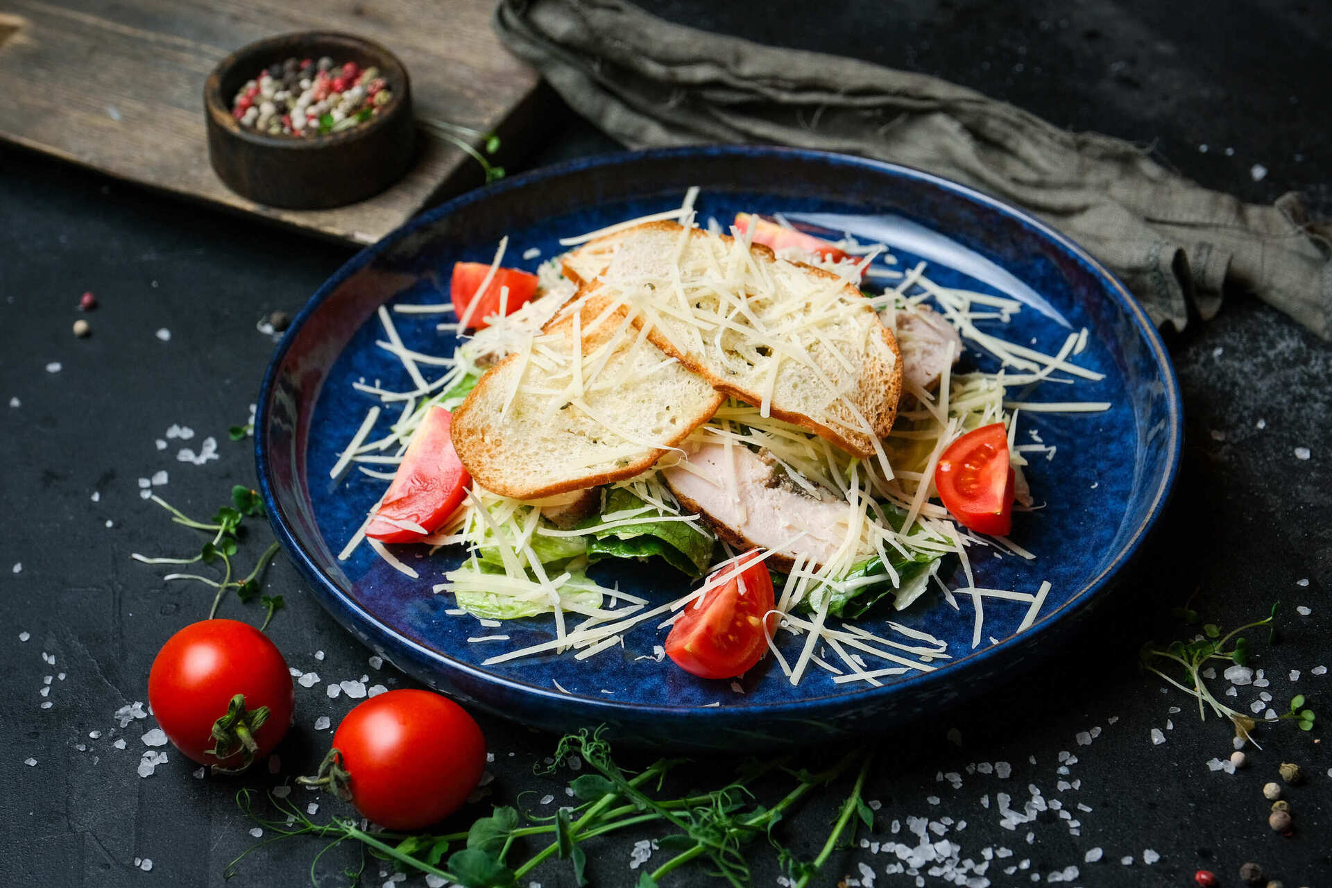 Цезарь с курицей