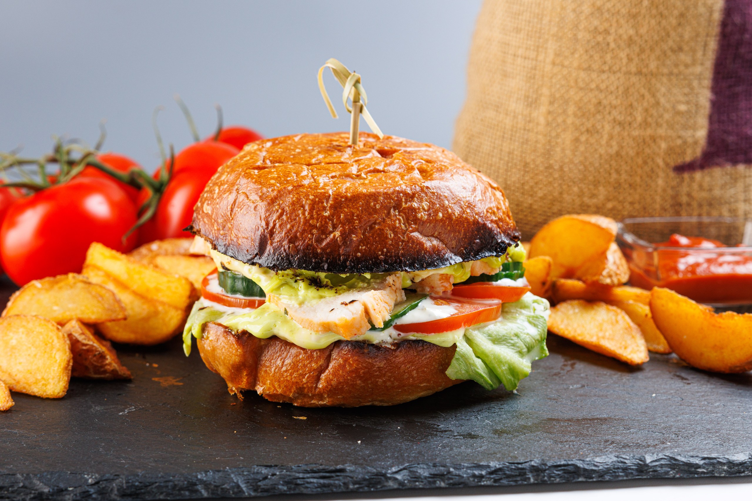 Бургер Курочка Песто