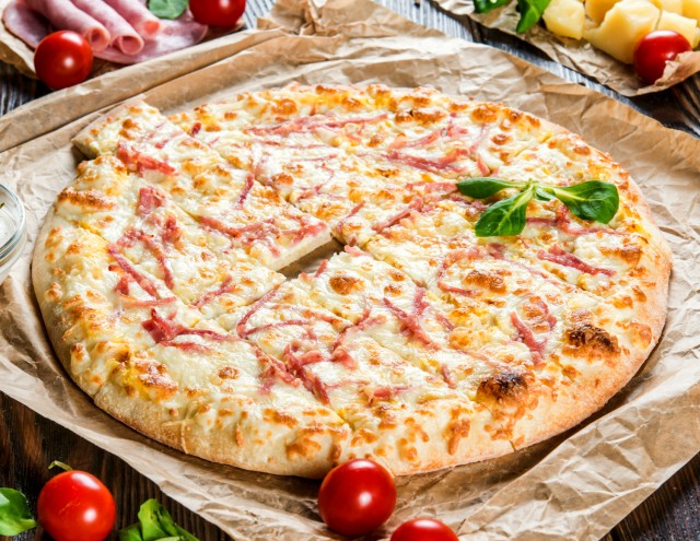 Сырные брусочки с ветчиной