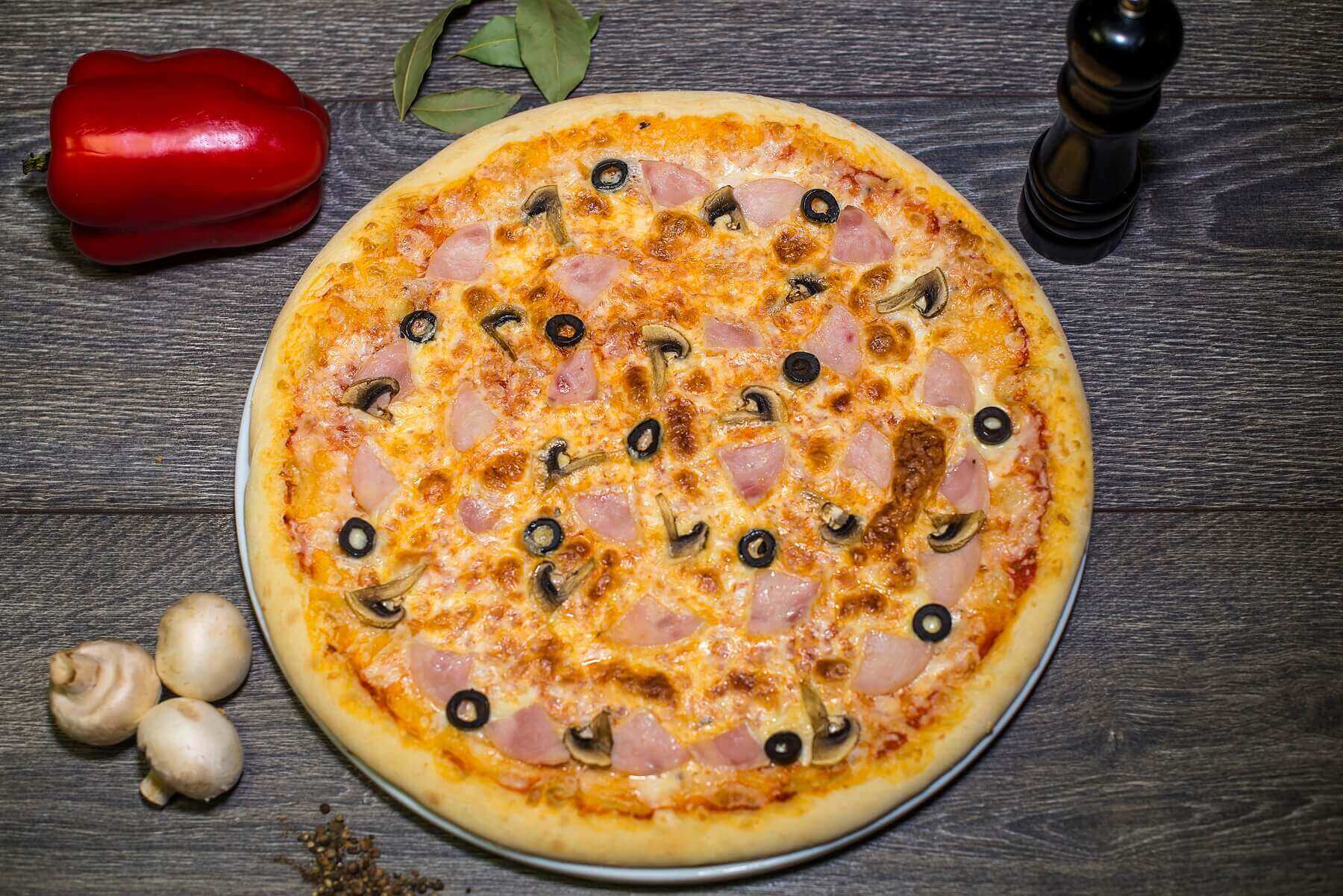 Пицца с ветчиной. 500гр.