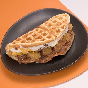 Вафля с мандарином и вареной сгущенкой