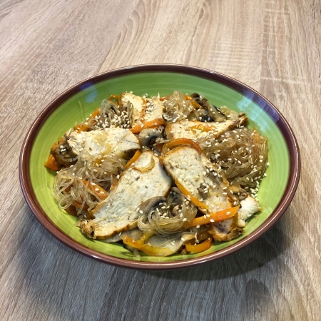 Фунчоза с курицей