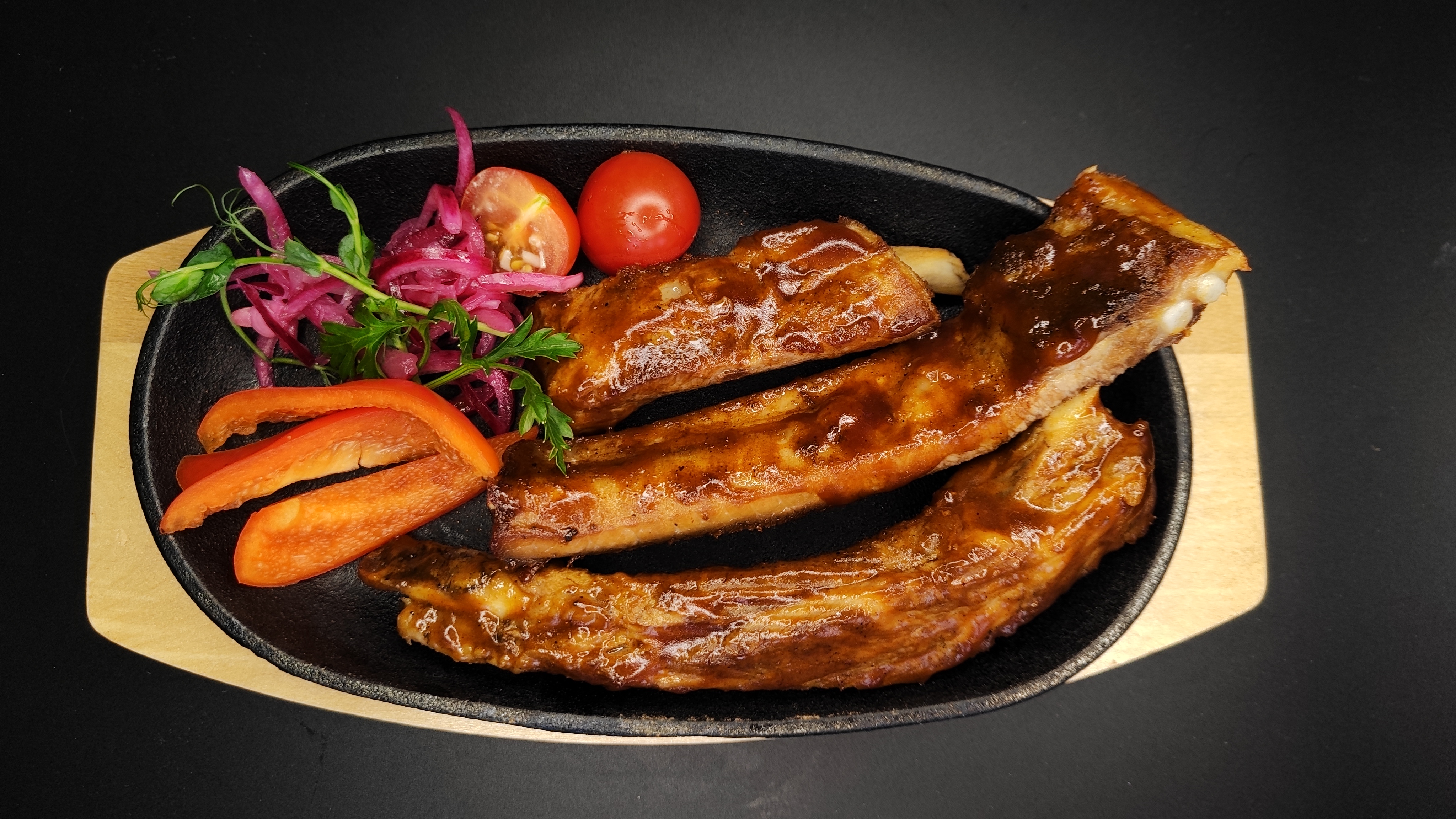 Свиные ребра BBQ