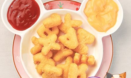 Картофельные буквы с кетчупом