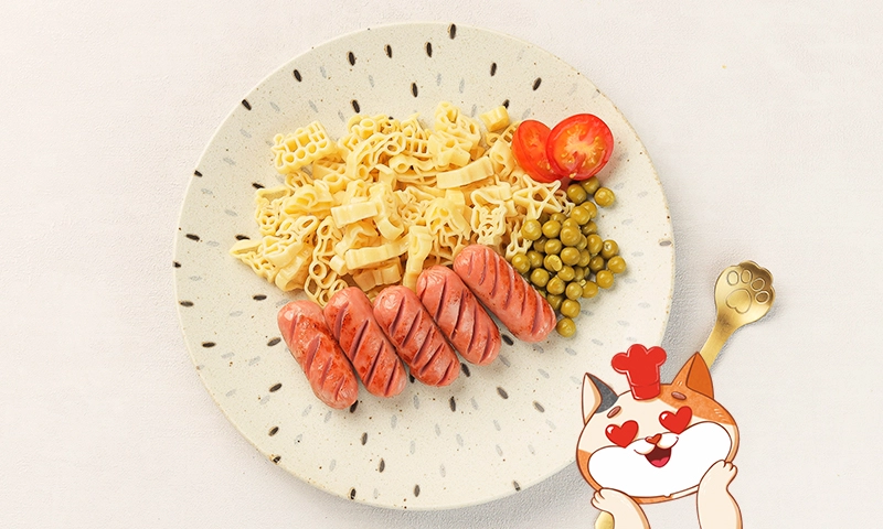 Аппетитные сосиски с макарошками