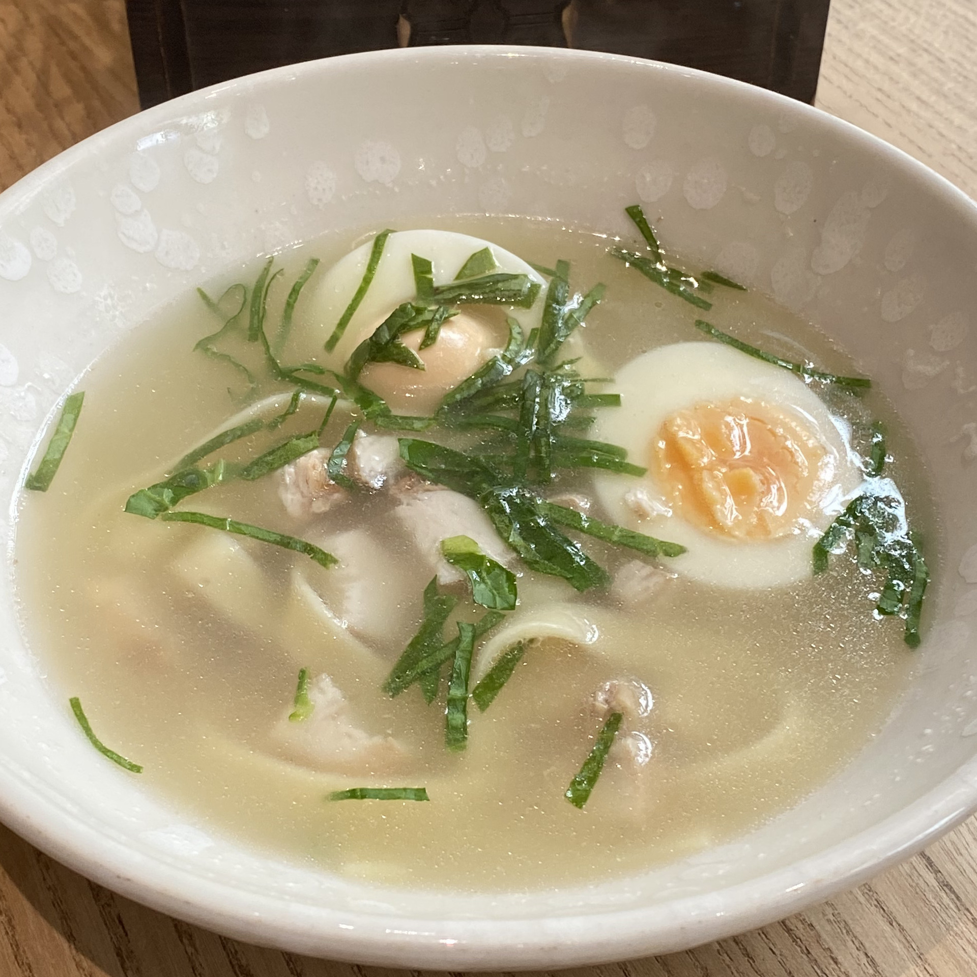 Ч.Куриный бульон с лапшой