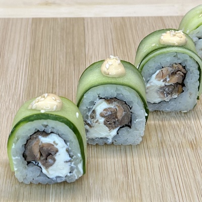 Лосось терияки в огурце 4шт