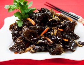 Салат из древесных грибов