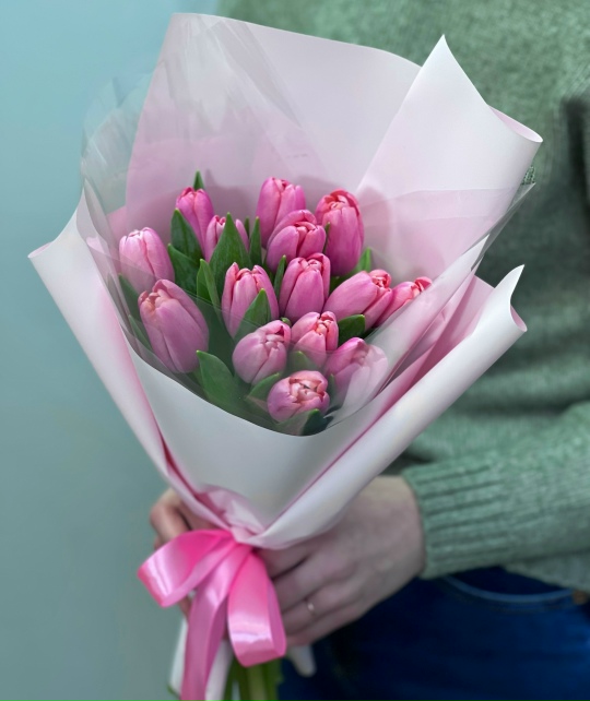 Букет из розовых тюльпанов