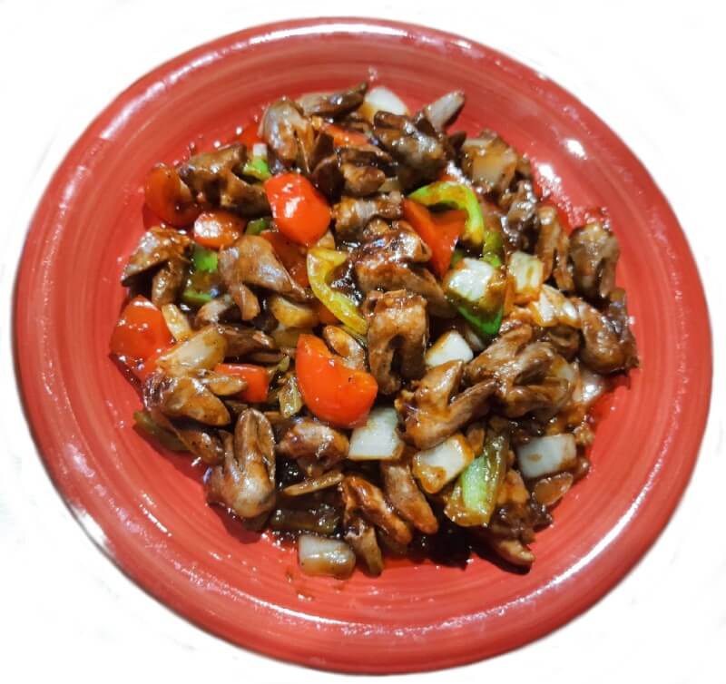 Сердечки куриные в соусе