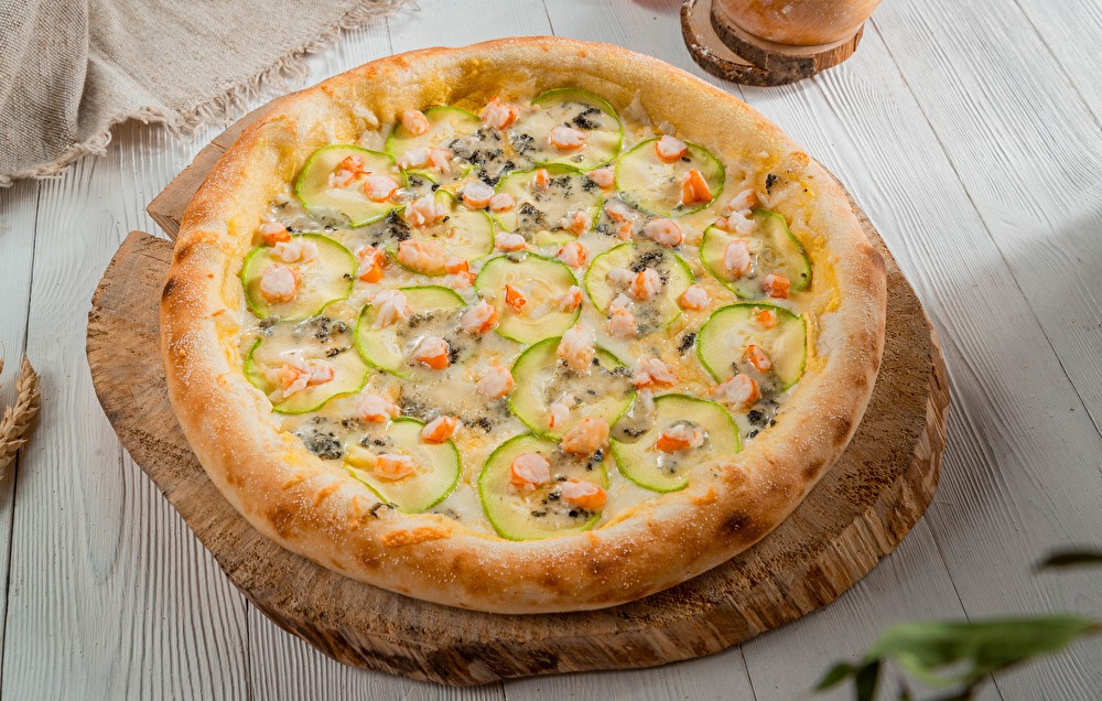 Пицца «Креветки-Цукини»