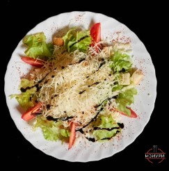 Цезарь с курицей