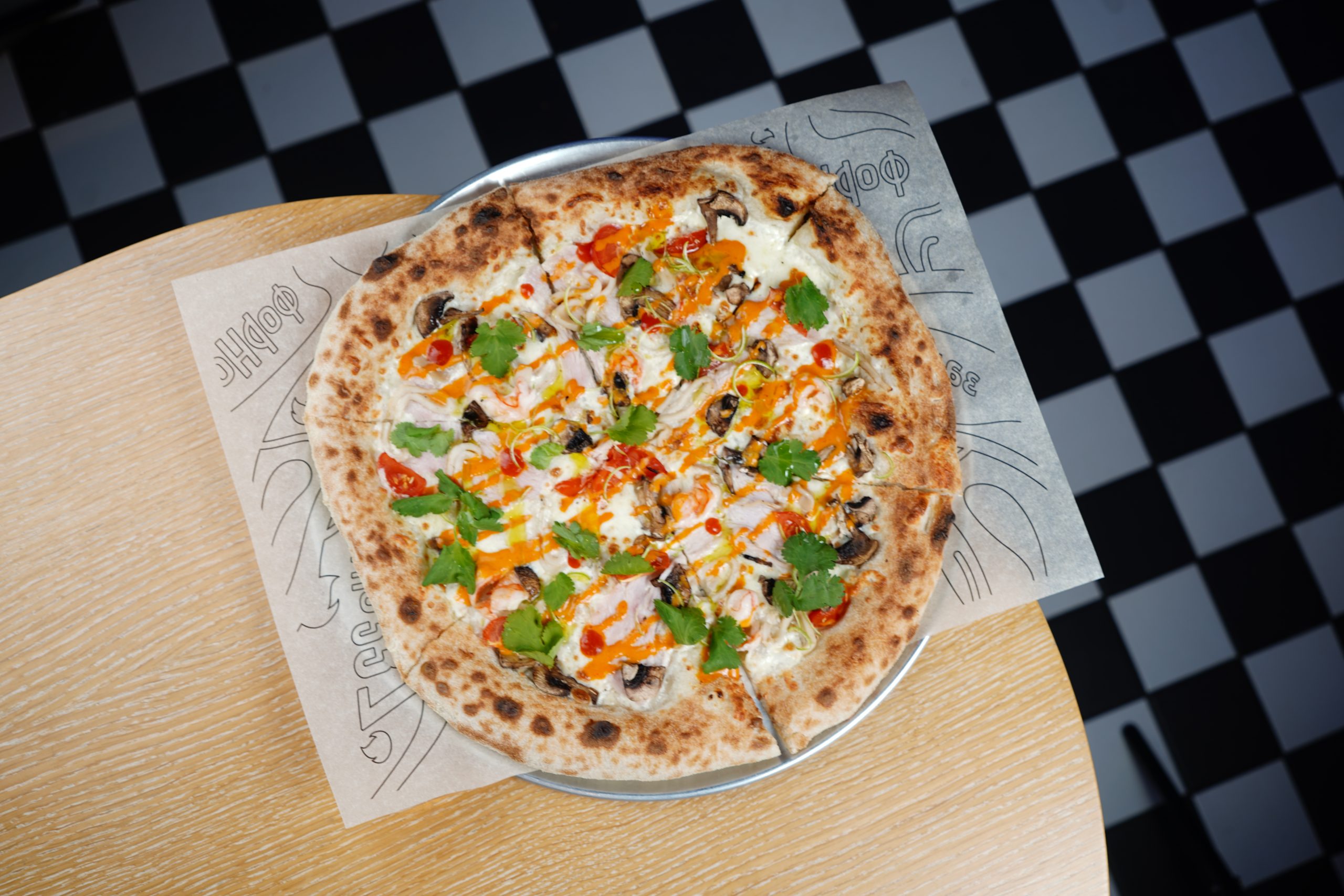 Пицца Том ям