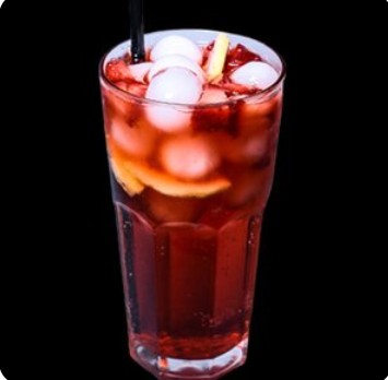 Клубнично-банановый лимонад собст.приг.