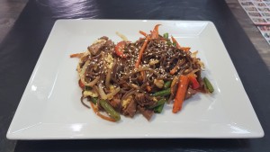 Лапша с овощами