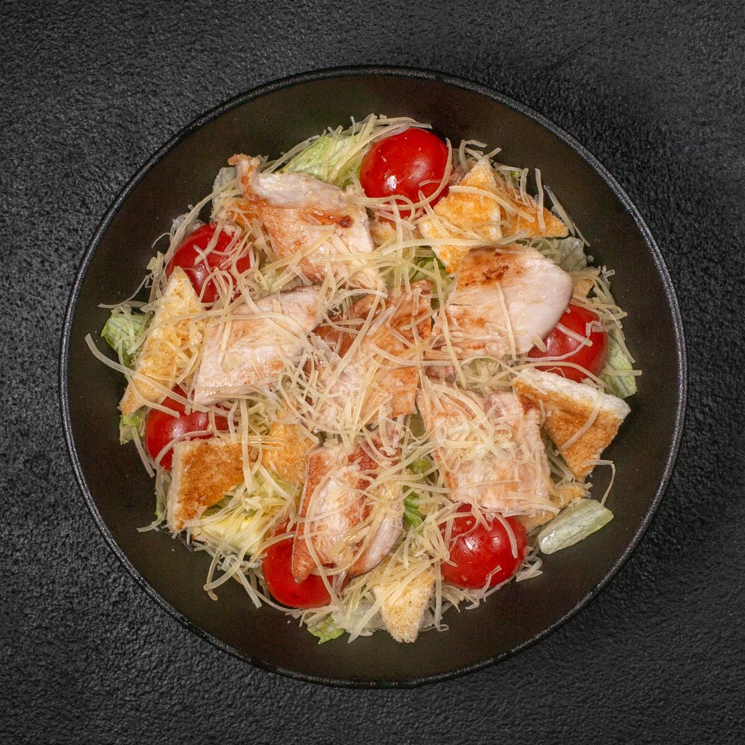 Цезарь с цыплёнком