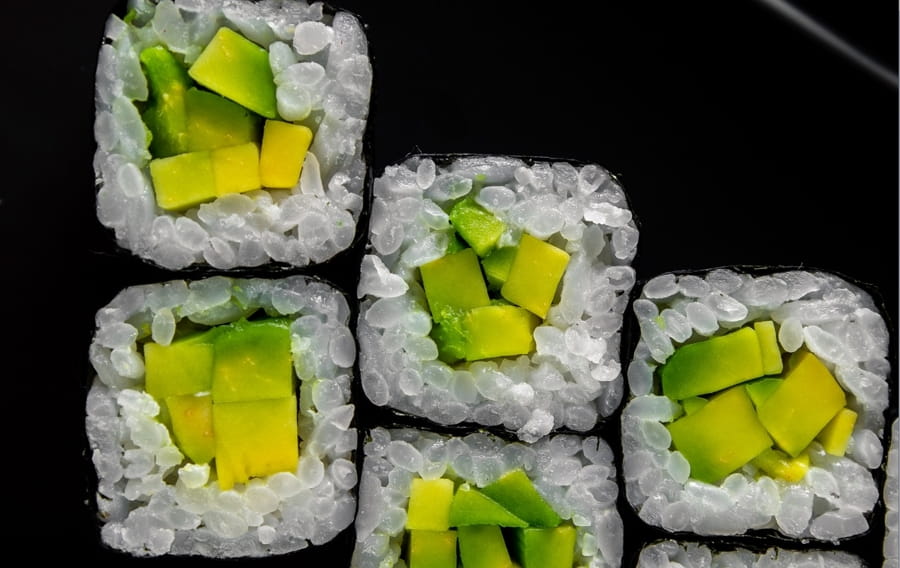 Маки с авокадо