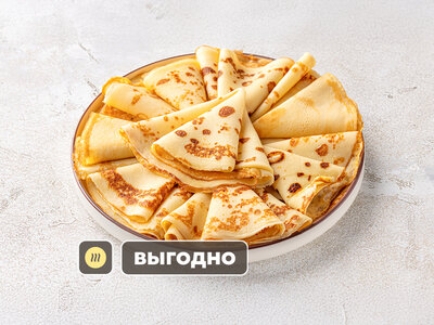 Стопка домашних блинчиков