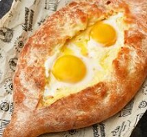 Хачапури по-аджарски большое
